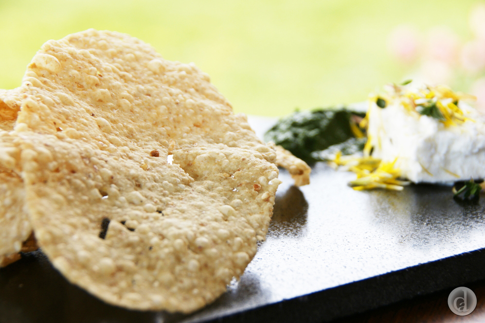 Flaxseed crisp, great for entertaining