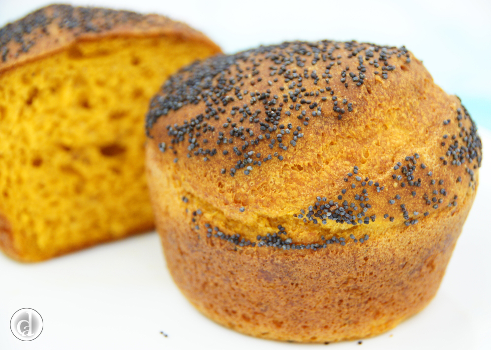 Delicious Roasted Pumpkin and Cumin Buns