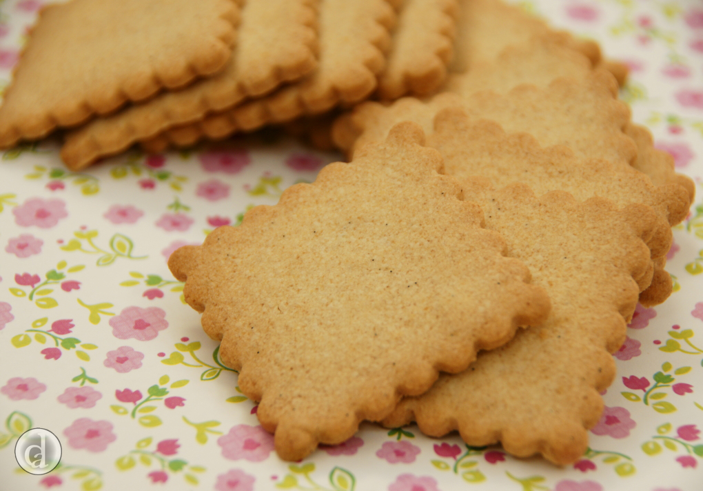Vanilla bean Shortcrust pastry biscuits